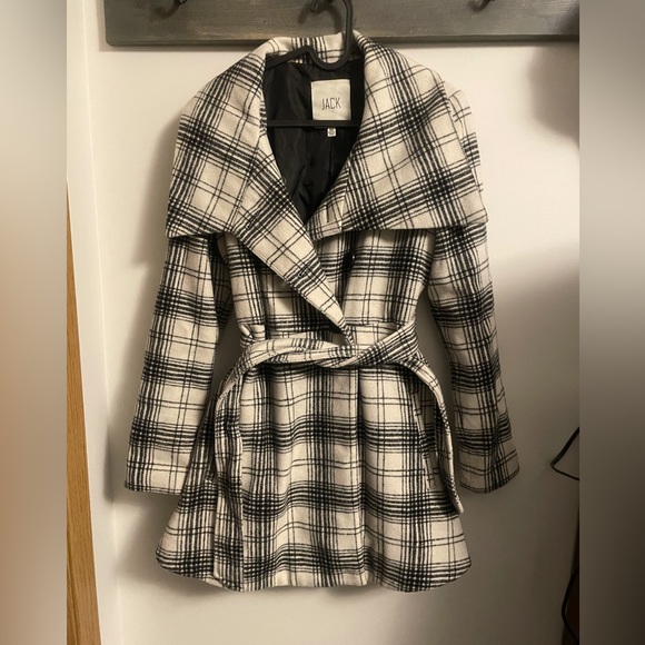 Jack, medium, excellent condition black and white polyester blend lined coat - Picture 1 of 5